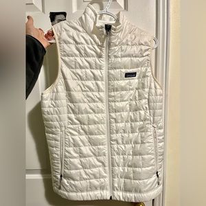 Patagonia Nano Puff Vest. Women’s (L)